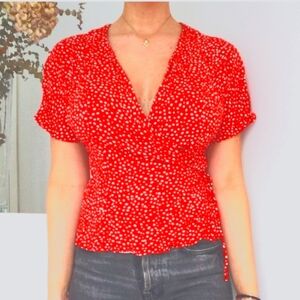 (S)🆕️🌺SIENNA SKY🌺 Red/Orange Crossover w/ Tie Peplum Floral Top